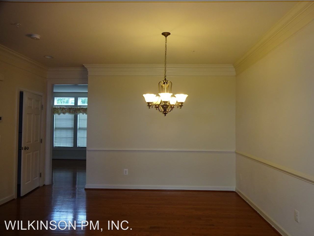 902 W Glebe Rd - Photo 3 of 14