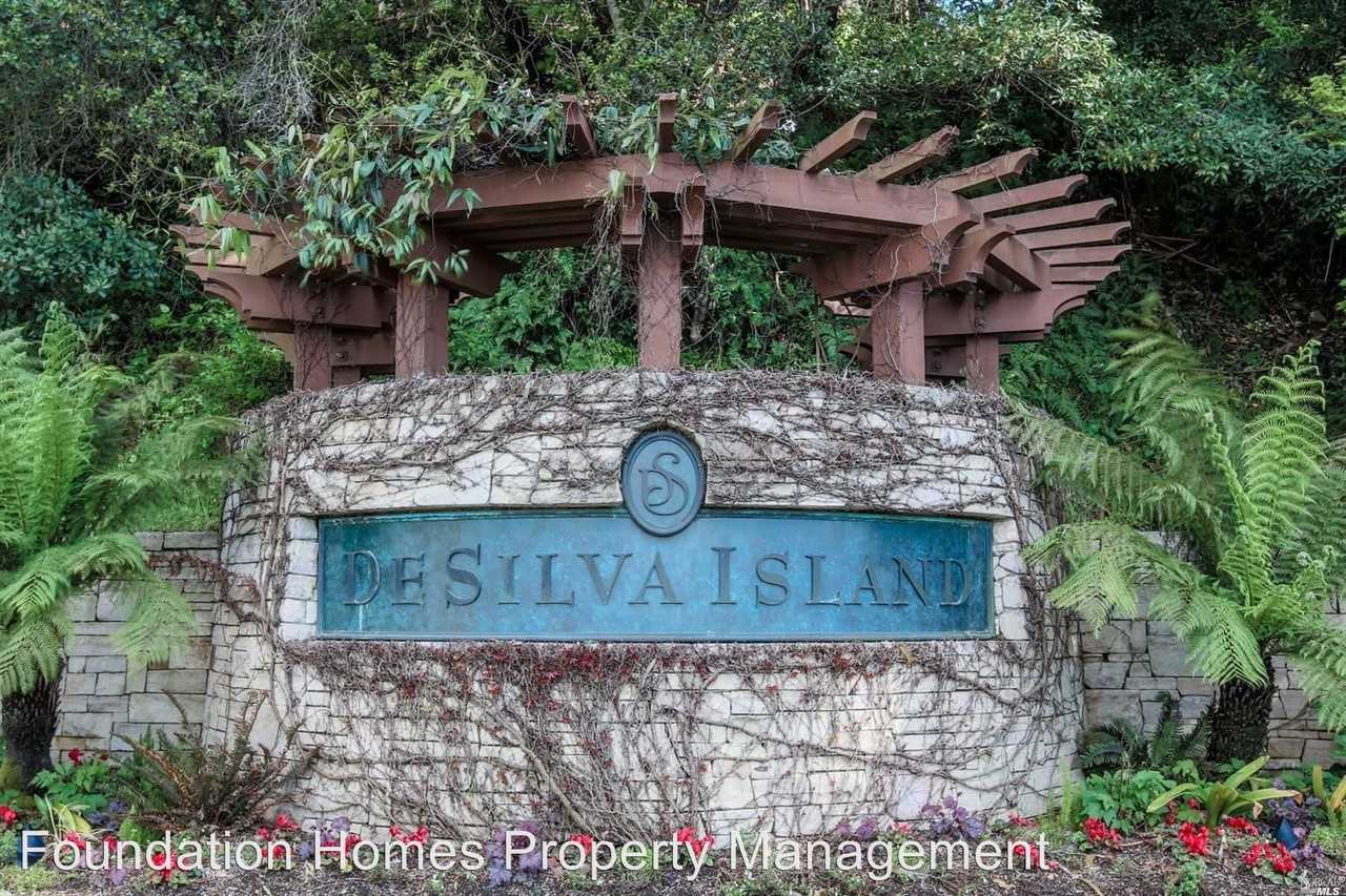 46 De Silva Island Dr - Photo 2 of 18