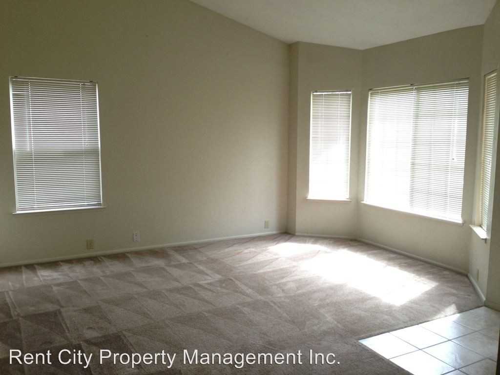 8405 Baretta Ct - Photo 3 of 8