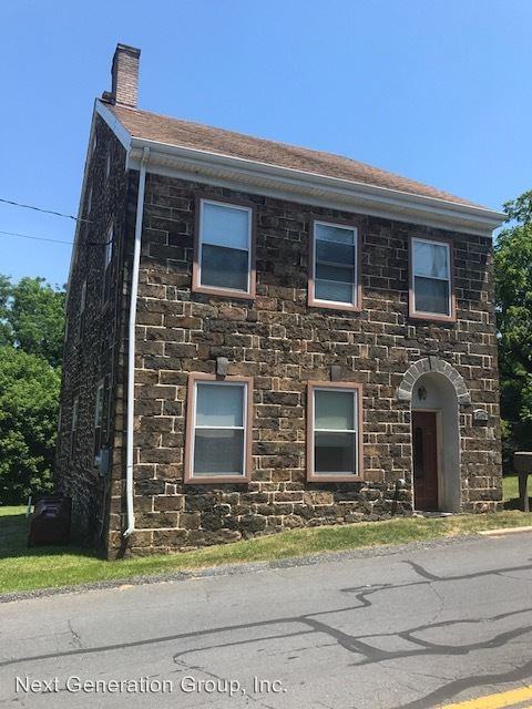 2405 Lehigh St - Photo 2 of 17