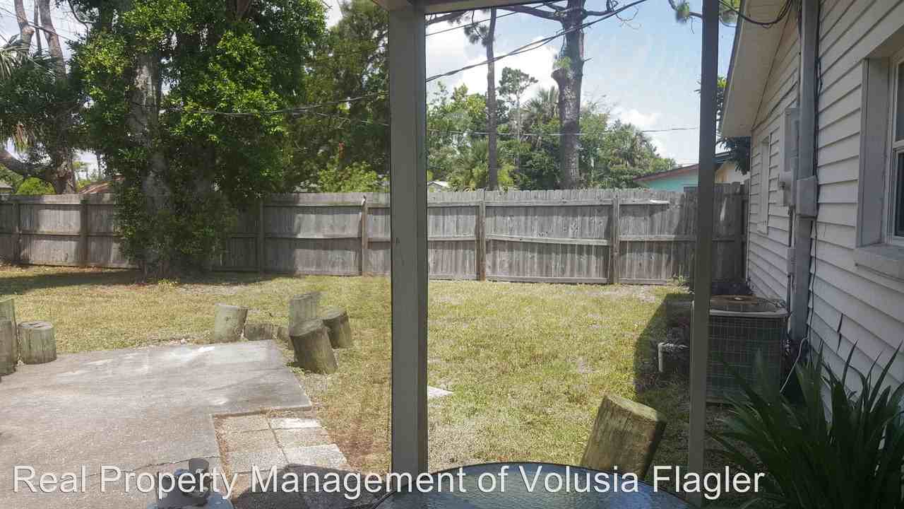 2452 Yale Rd - Photo 3 of 21