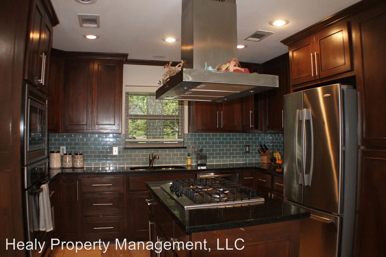 9812 Ravensway Dr - Photo 2 of 20