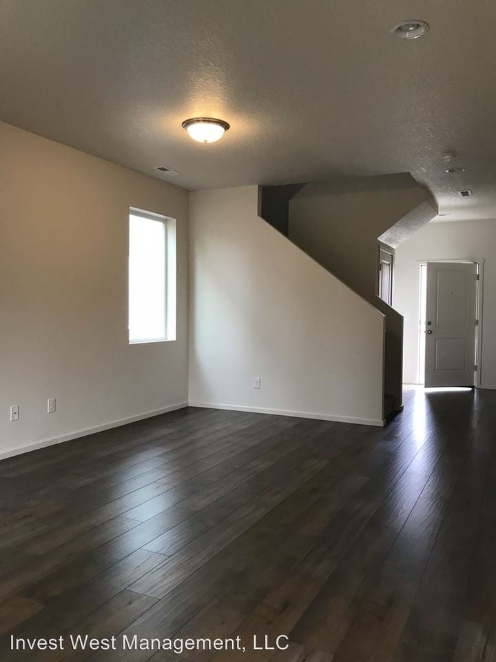 13119 NE 56th Cir - Photo 3 of 12