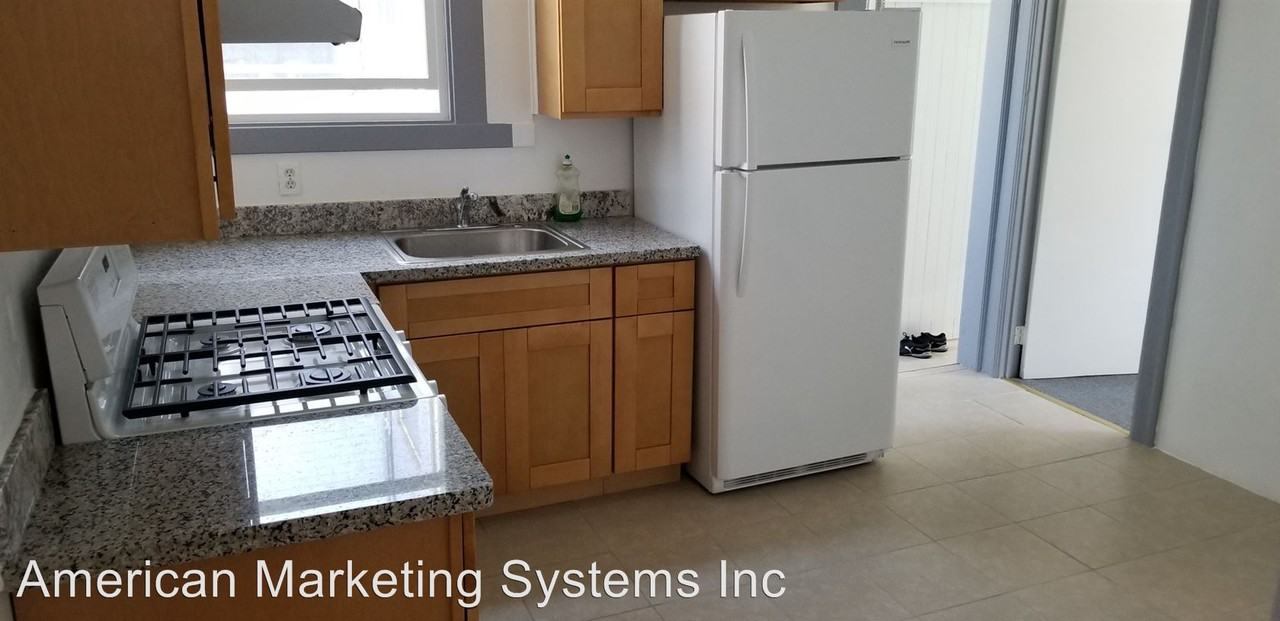 623 Ellis St #4 - Photo 2 of 9