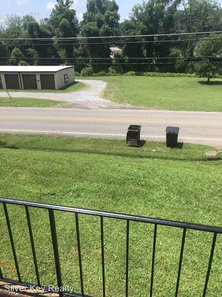 1793 W Madison Ave - Photo 2 of 12