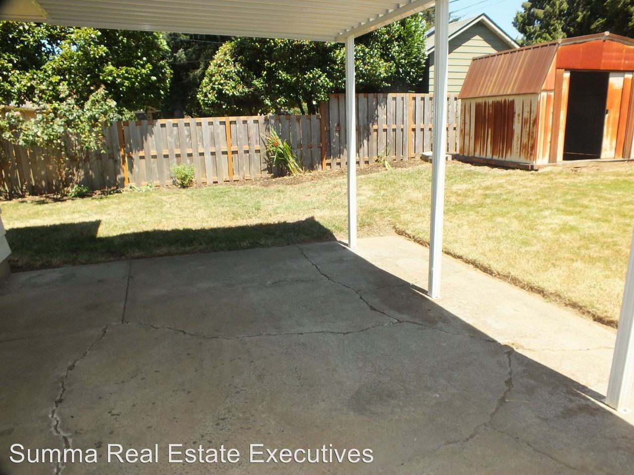 4403 SE Howe St - Photo 3 of 16