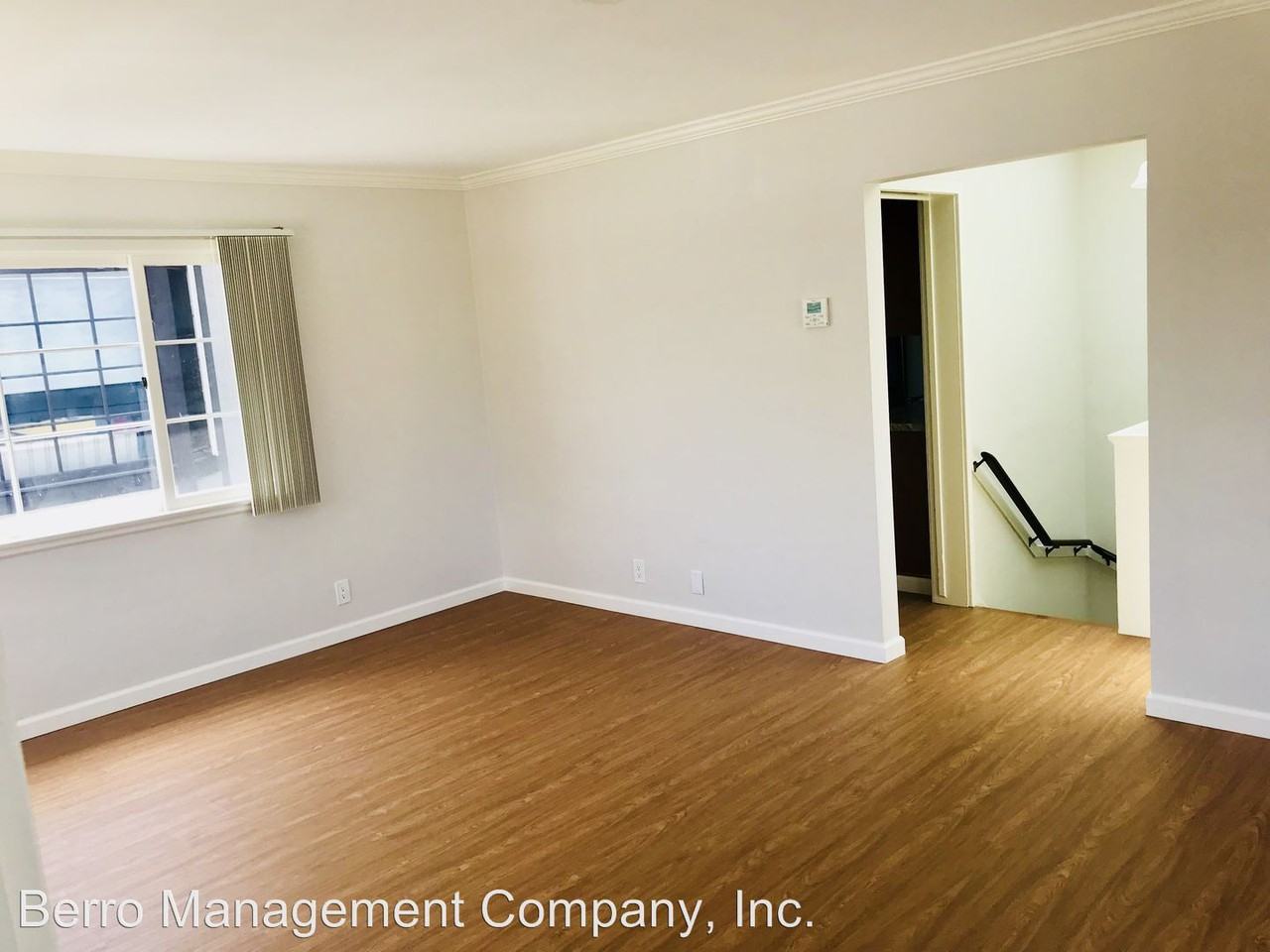 77 64th Pl - Photo 2 of 12