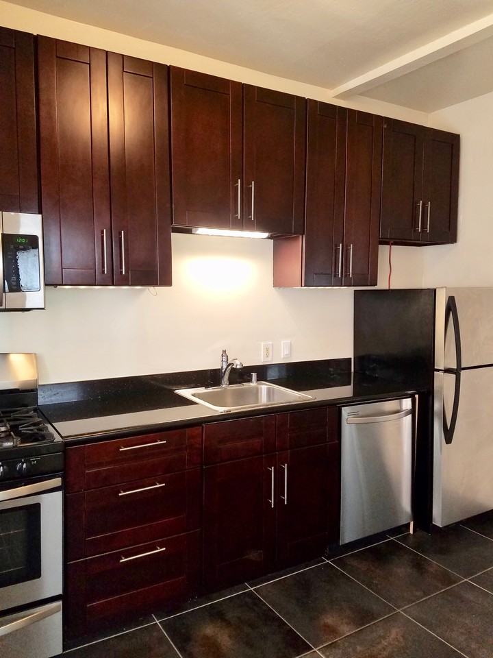 573 Scott Street #I - Photo 2 of 14