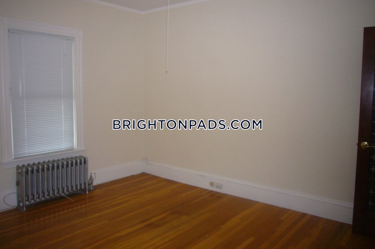 51 Falkland Street #2 - Photo 2 of 4