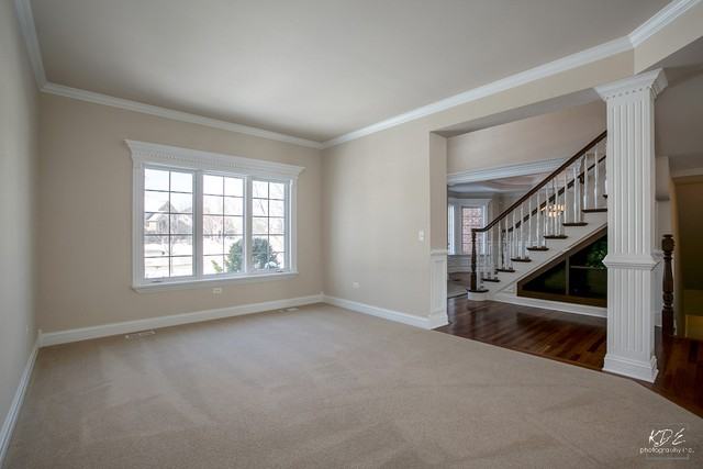 3204 Rollingridge Rd - Photo 2 of 31