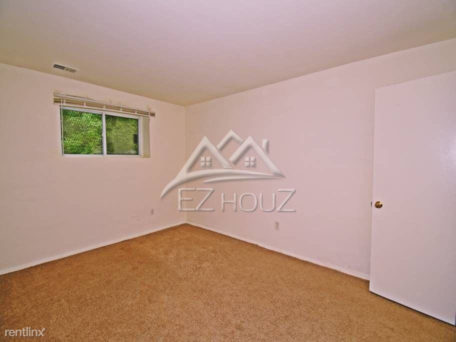 4312 Seminole Ave #T - Photo 3 of 15