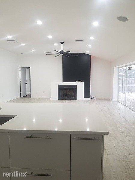 2341 Stag Run Blvd - Photo 3 of 8