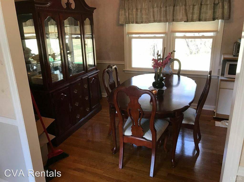 1125 Sheffield Dr - Photo 3 of 6