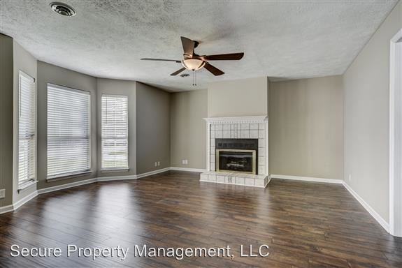 1119 Cabana Dr - Photo 2 of 22