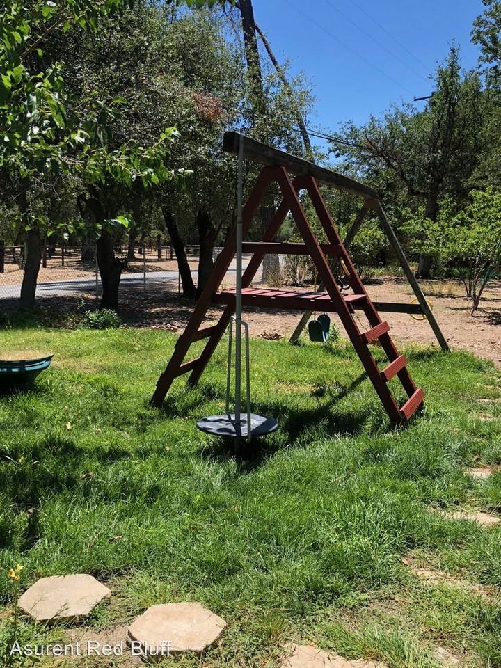 18325 Benson Rd - Photo 3 of 5