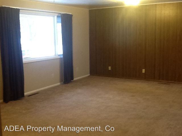 311 33rd Ave - Photo 2 of 10