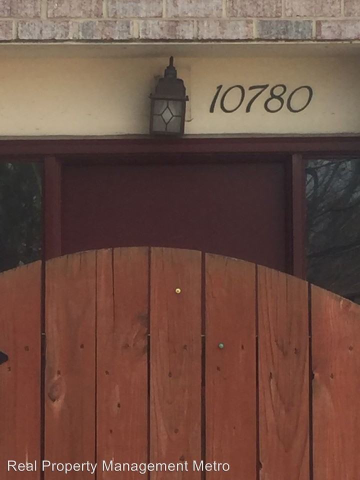 10780 Green Mountain Cir - Photo 2 of 24