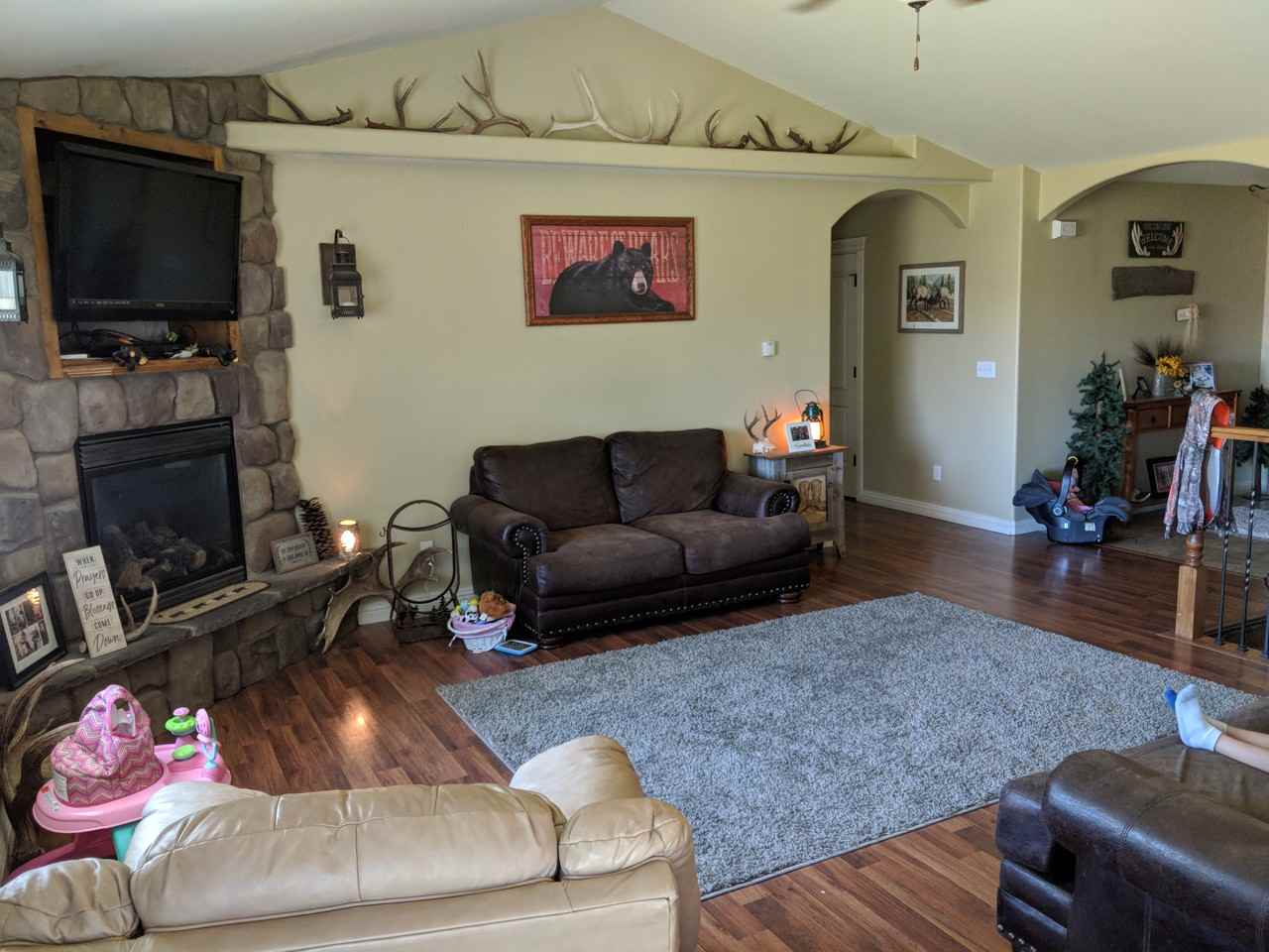 3815 196 N - Photo 3 of 3