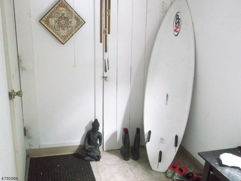 22 Sunrise Ave #2 - Photo 3 of 10