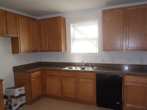 1100 Highland View Ave - Photo 2 of 5