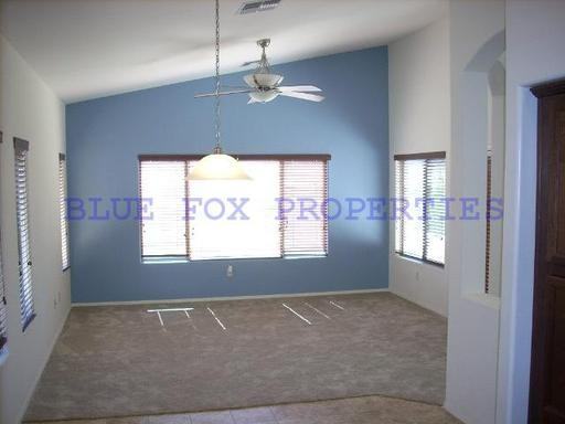 11921 N Cantata Dr - Photo 2 of 11