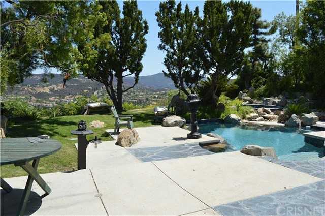 24708 Cordillera Dr - Photo 3 of 29