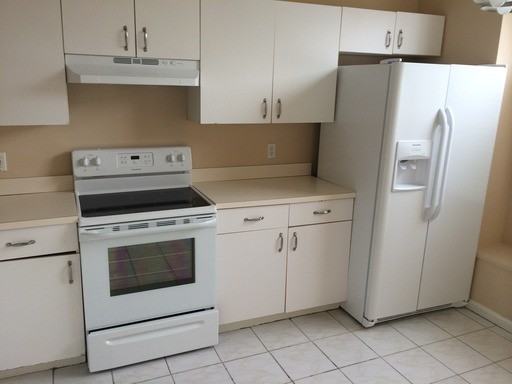 1901 Teaberry Ct - Photo 2 of 13