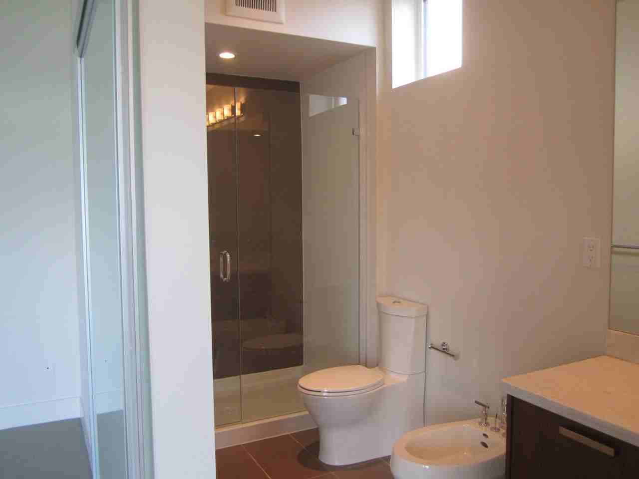 2993 Wall Street - Photo 2 of 12