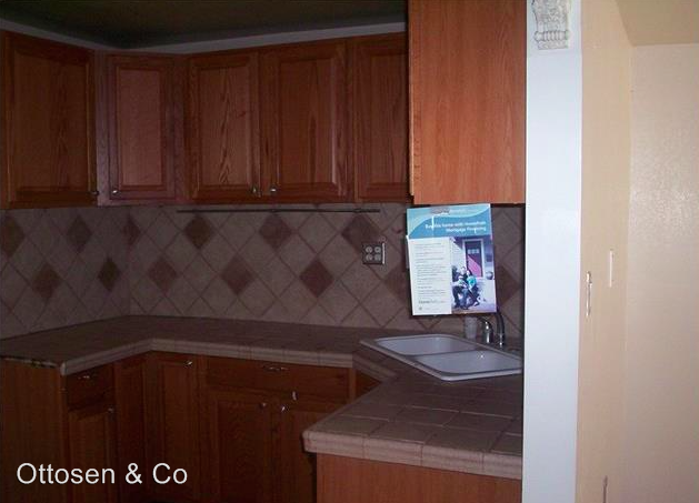 2736 N Lugo Ave - Photo 2 of 5