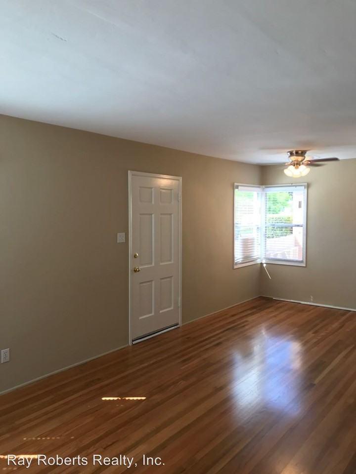 214 4TH STREET - Photo 3 of 22