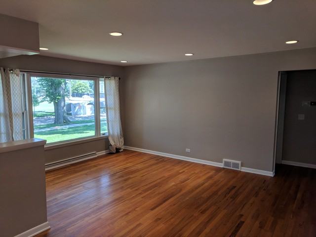 954 Bryan St - Photo 2 of 12