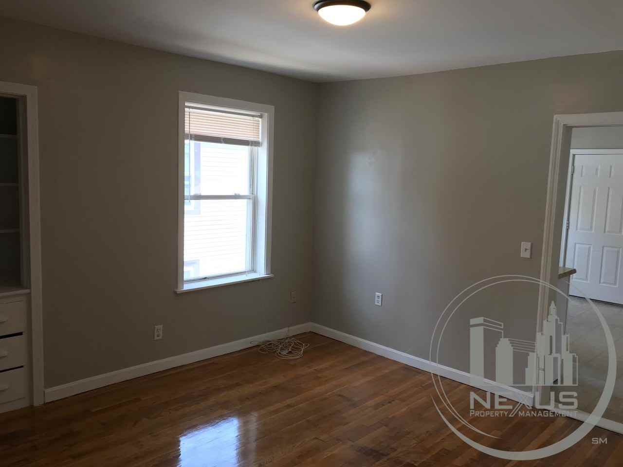 171 East St - Photo 3 of 14