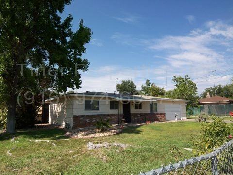 337 Blackwell Ct - Photo 2 of 12