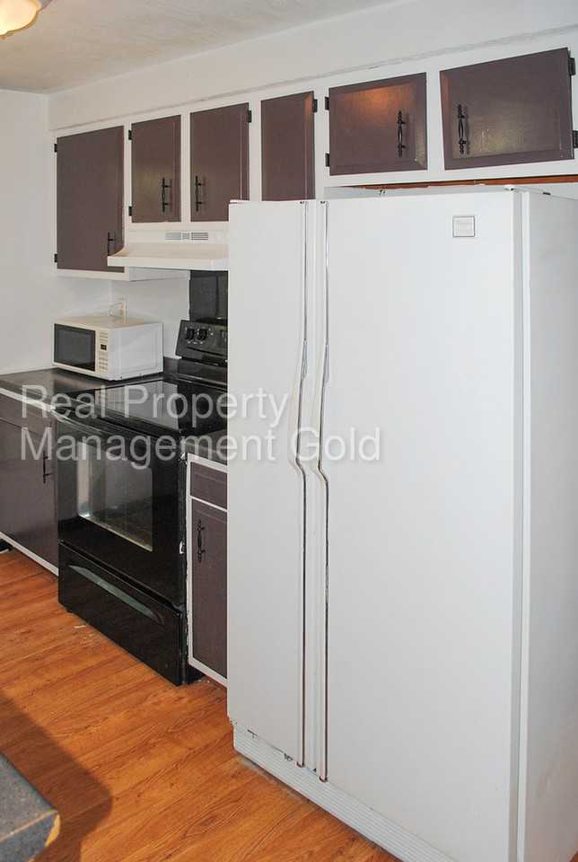 1225 Calvert Beach Rd - Photo 3 of 15