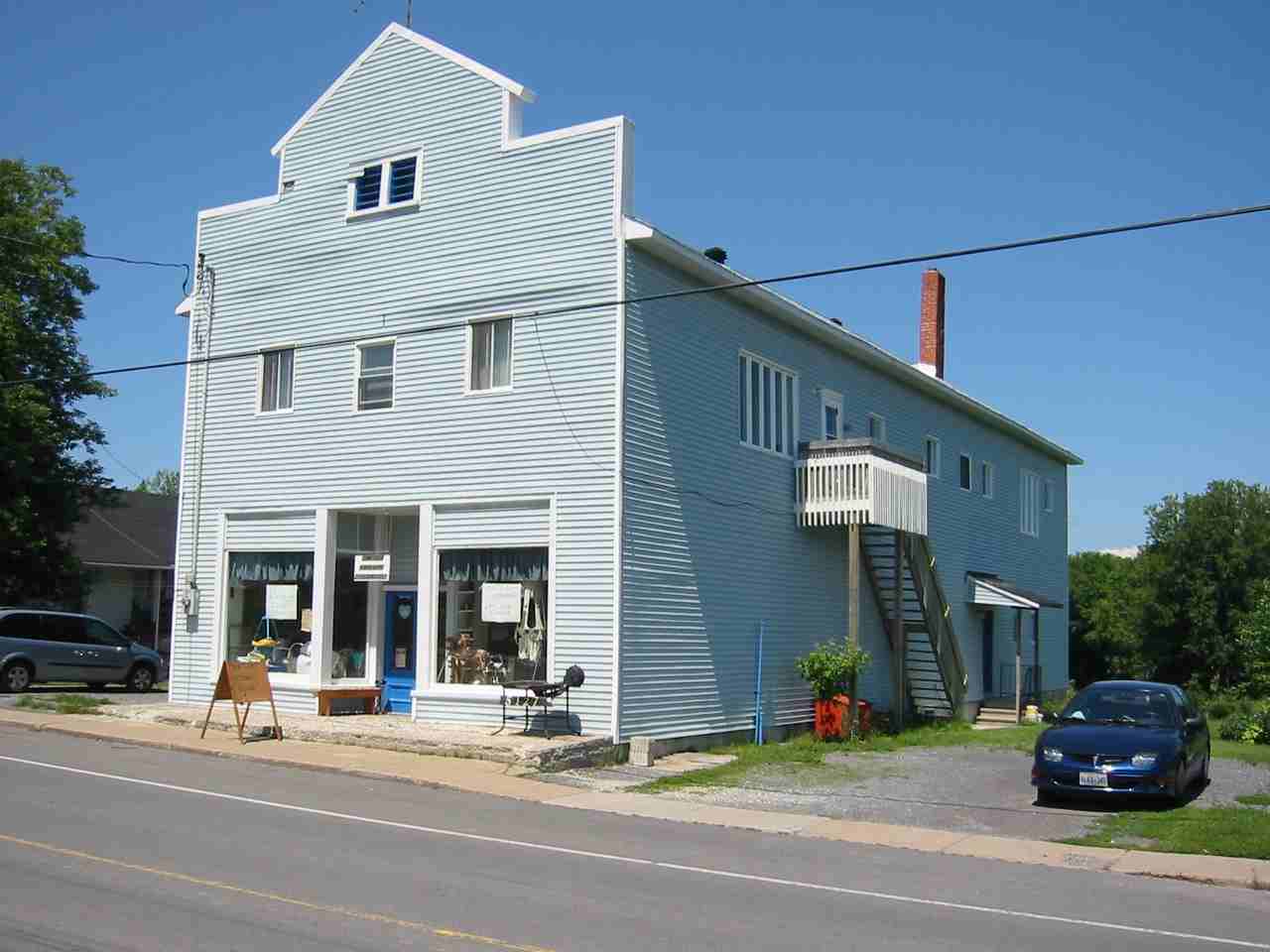 5127 Regional Road 10, Fournier, ON K0B 1G0 1 Bedroom Apartment for