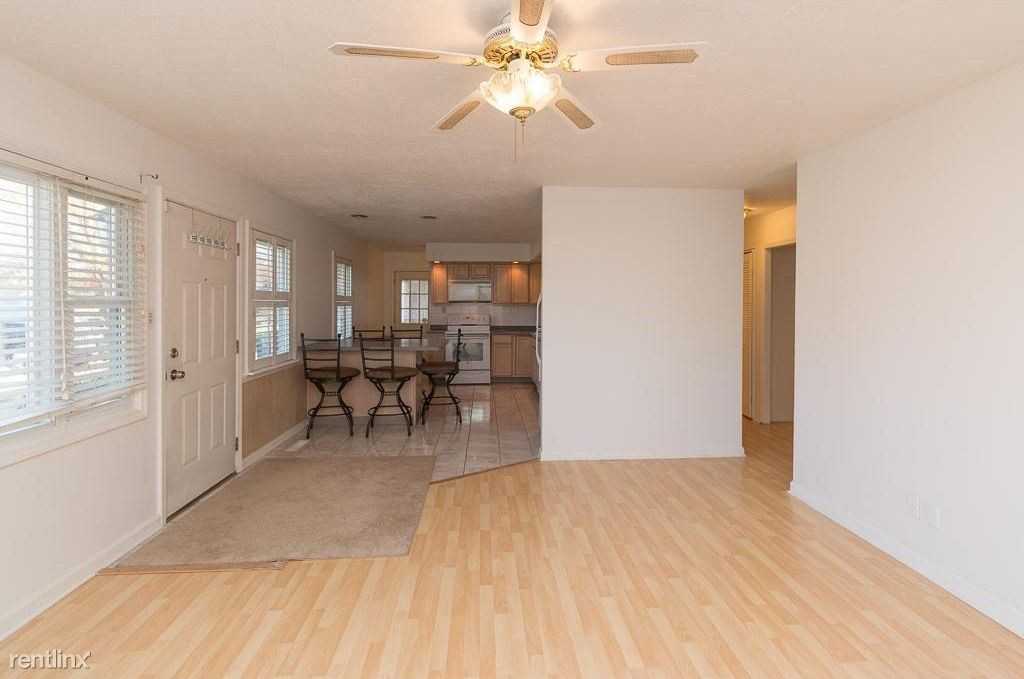 7233 E 17th St - Photo 3 of 16