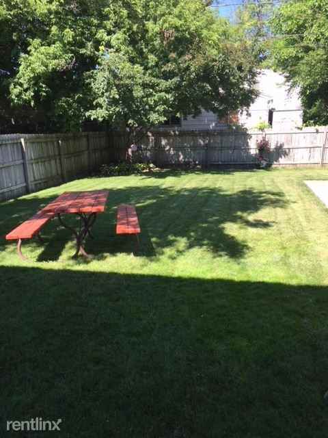 4581 N 126th St - Photo 3 of 22