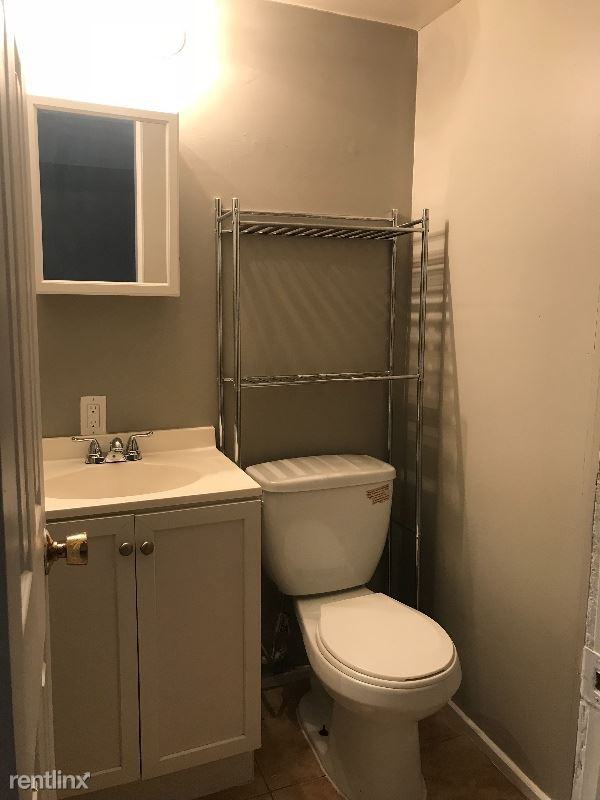 4955 E 18th Ave - Photo 3 of 6