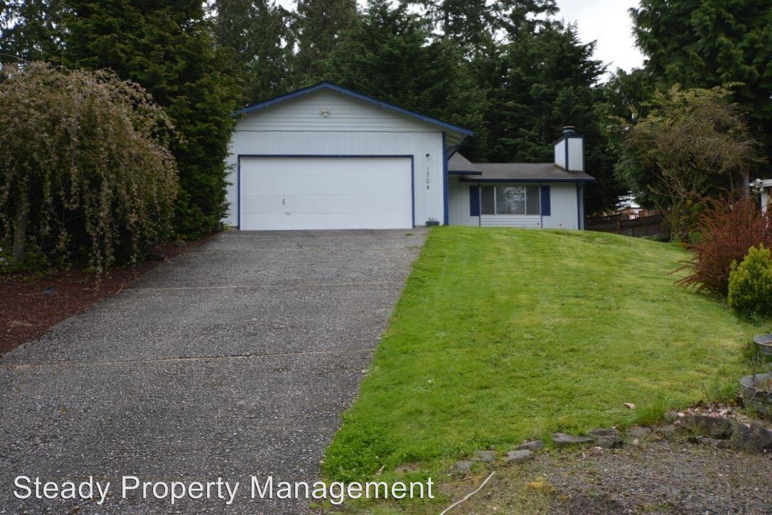 1704 Douglas Ct - Photo 2 of 13