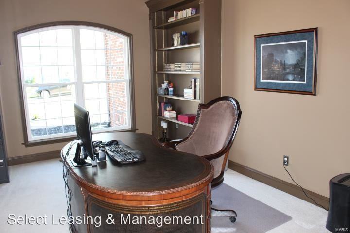 514 Inverrary Ct - Photo 3 of 4