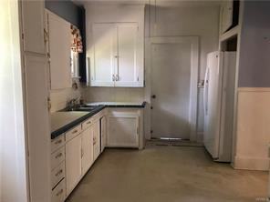 33 Highland Ave - Photo 2 of 10