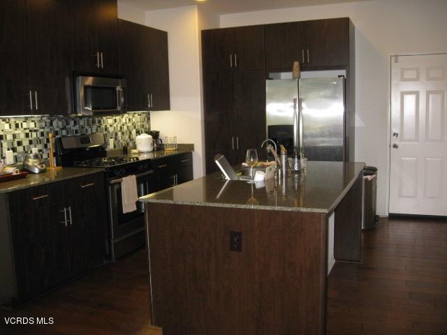 2721 Smoky Mountain Dr - Photo 2 of 8