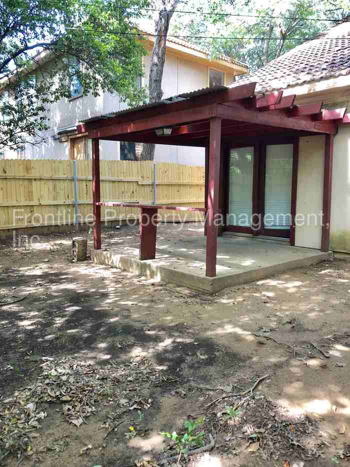 1417 Las Jardines Ct - Photo 2 of 16