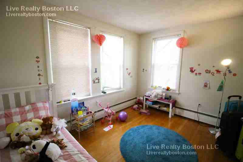 Tappan St - Photo 2 of 8