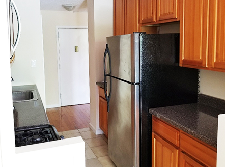 50 Riverdale Ave #04L