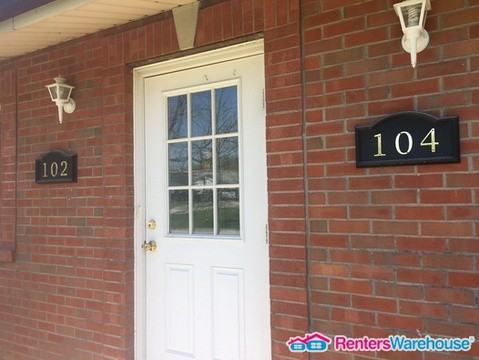 104 Clearwater Dr - Photo 3 of 10