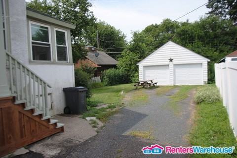 1103 S 15th Ave - Photo 3 of 10