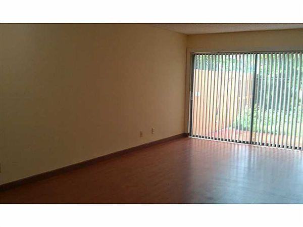 7743 BALBOA ST - Photo 3 of 6