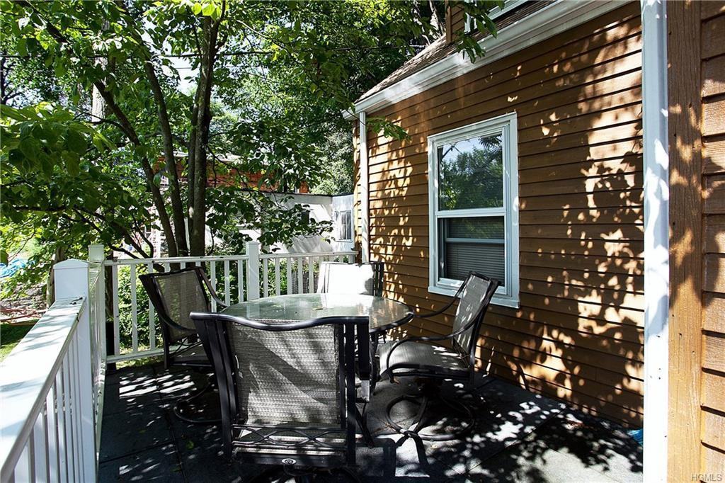 8 Wall Ave - Photo 3 of 15