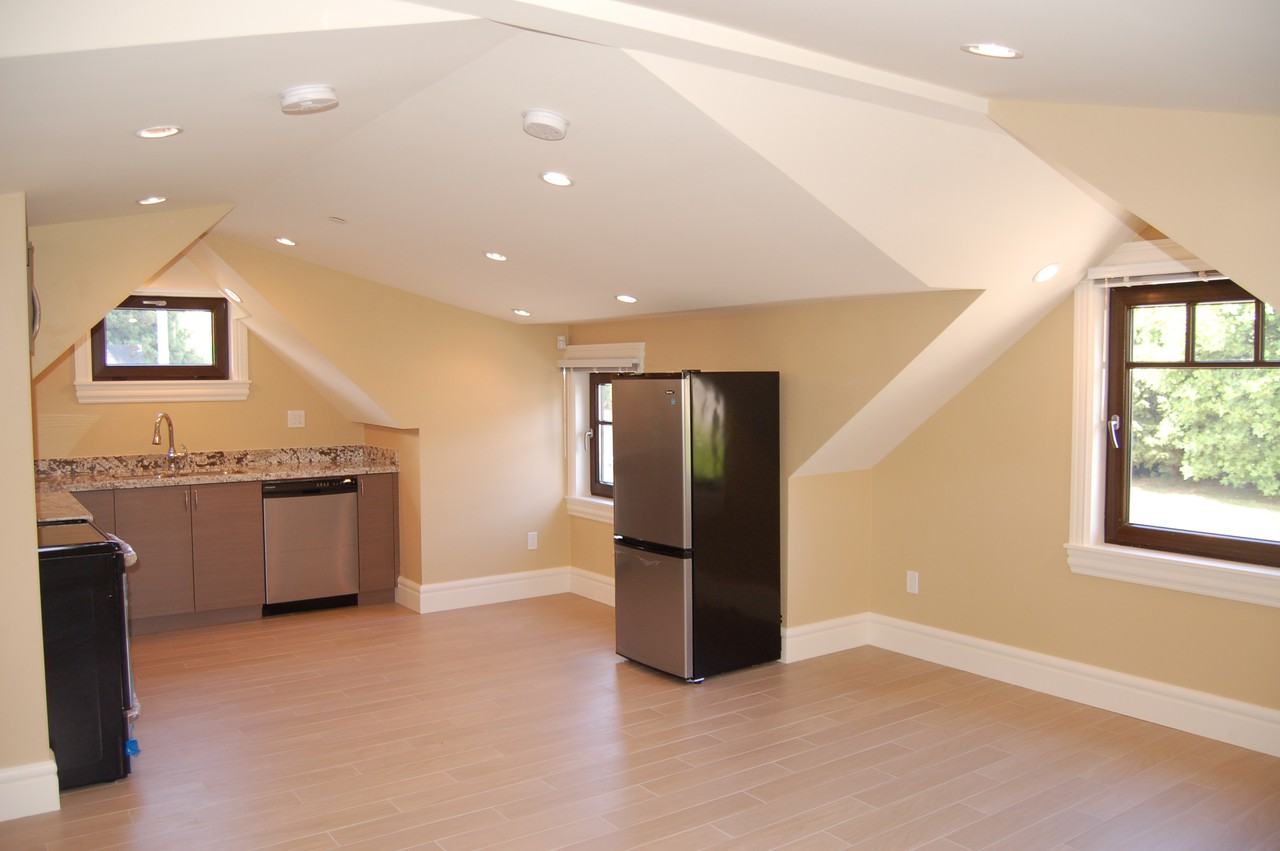 4821 Osler Street - Photo 3 of 11